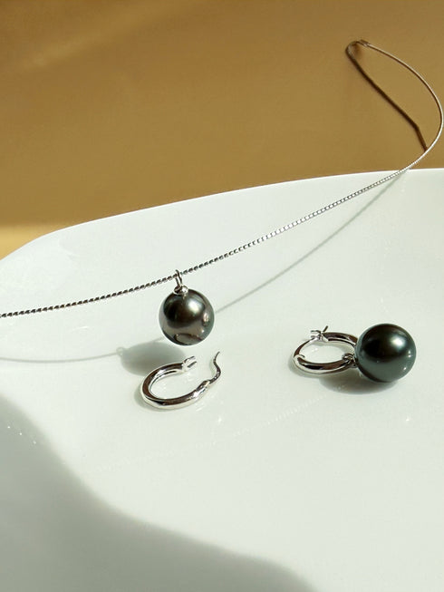 Classic Hoop Tahitian Pearl Earrings - Sterling Silver / Gold Vermeil